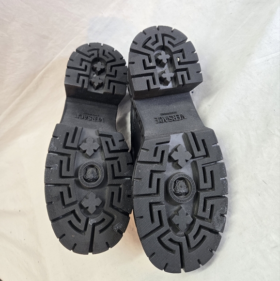 Versace Medusa Biggie Platform Mules Women's Size 40 Black Leather EUC - Picture 9 of 11